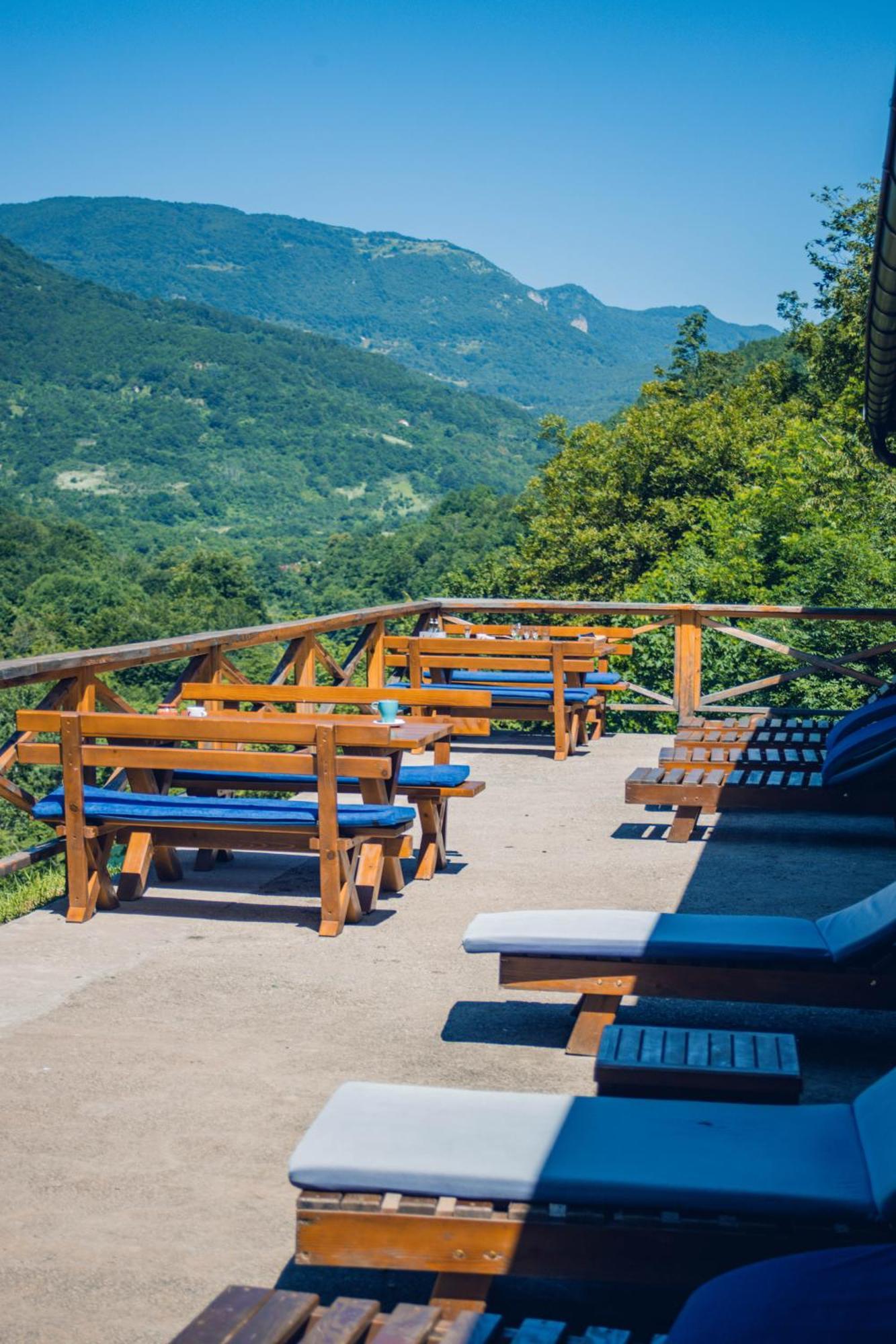 Outdoor Resort Tarasport Foca Esterno foto